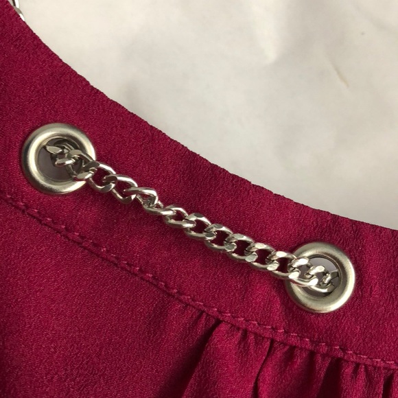 NY&CO Fuchsia Blouse w Silver Chain Detail - Picture 5 of 7